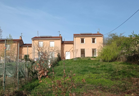 Maison T5 de 111 m&sup2; avec jardin