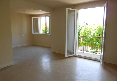 Appartement T4 &agrave; Lacrouzette