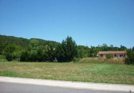 Terrain constructible &agrave; Terre de Bancali&eacute;