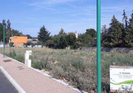4 terrains &agrave; vendre &agrave; Labrugui&egrave;re