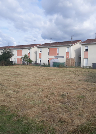 Terrain de 762 m&sup2; &agrave; Lescure d'Albigeois